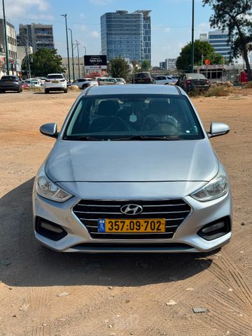 יונדאי אקסנט i25