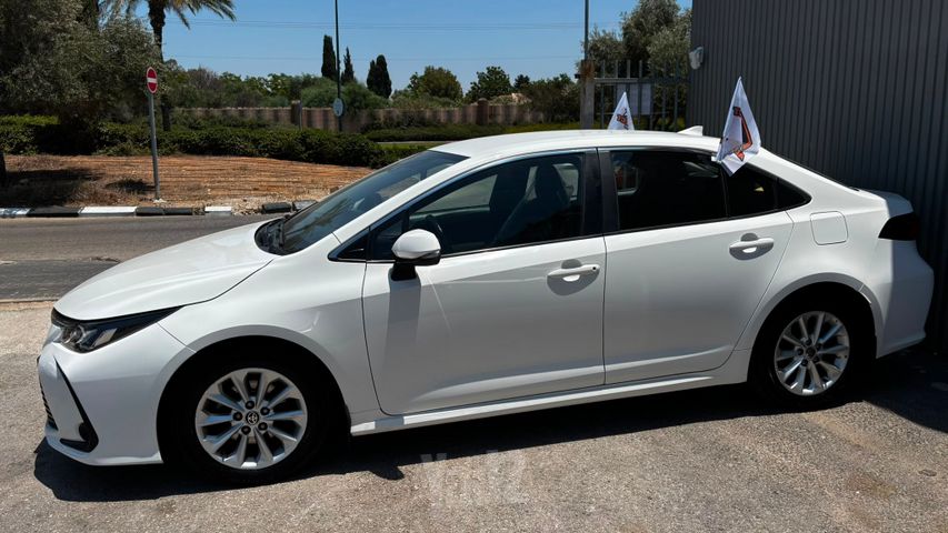 טויוטה קורולה
