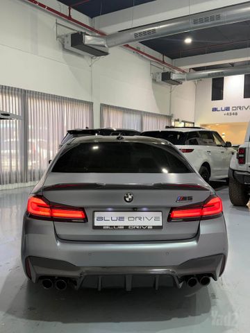ב מ וו M5