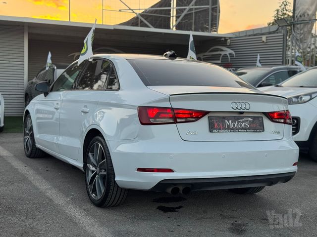 אאודי A4