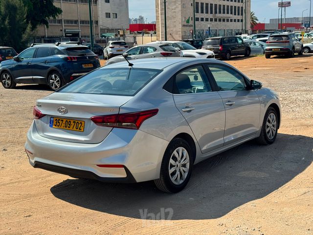 יונדאי אקסנט i25