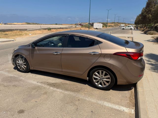 יונדאי I35