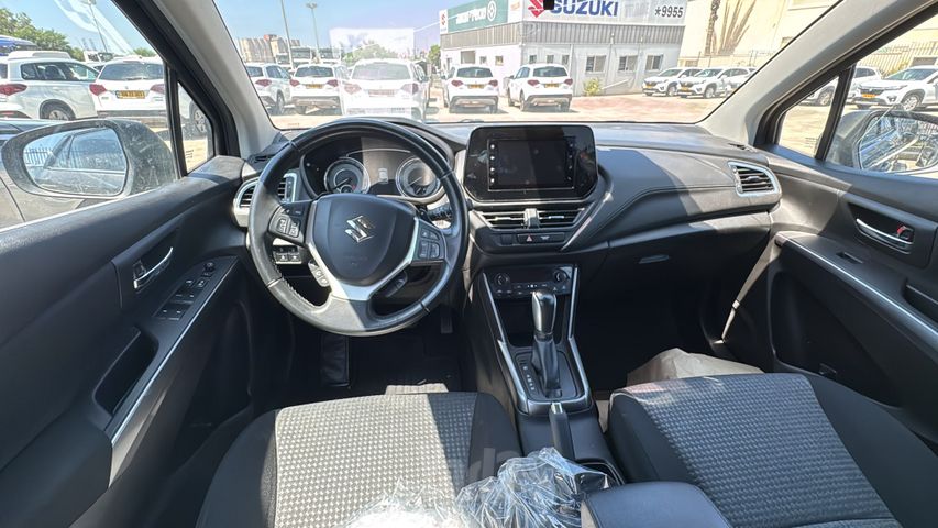סוזוקי S-Cross