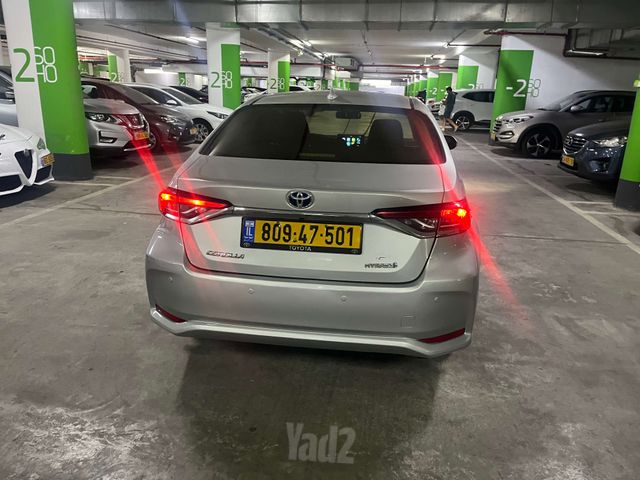 טויוטה קורולה