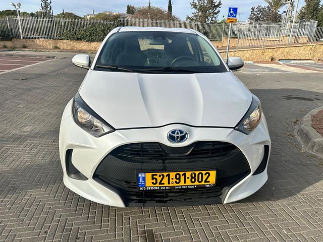 מודעת רכב טויוטה יאריס