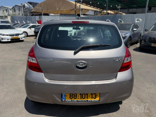 יונדאי i20