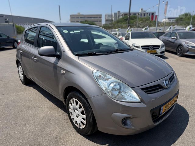 יונדאי i20