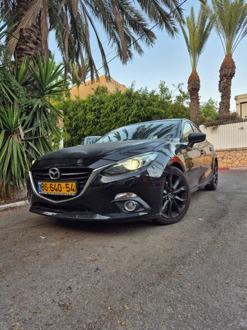 מודעת רכב מאזדה 3