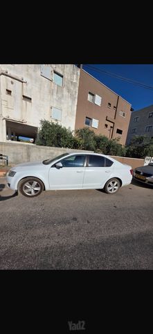 סקודה אוקטביה 