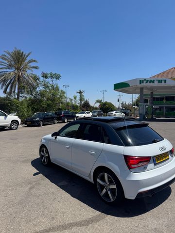 מודעת רכב אאודי A1