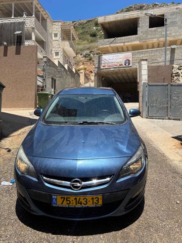 אופל אסטרה