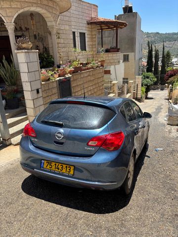 אופל אסטרה