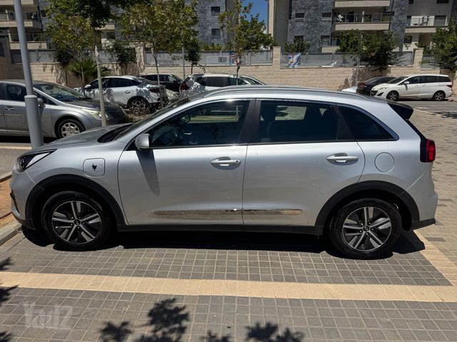 מודעת רכב קיה נירו