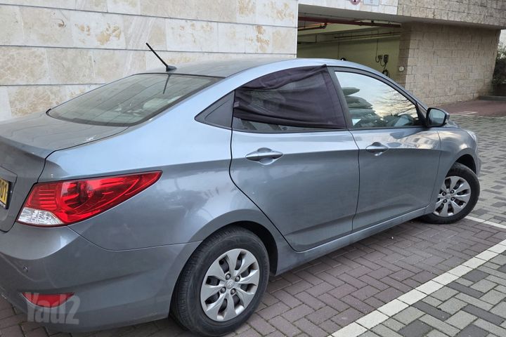 יונדאי אקסנט i25