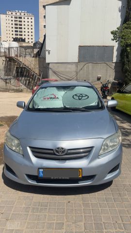 טויוטה קורולה