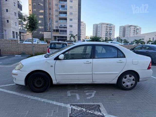 טויוטה קורולה