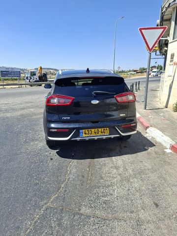 קיה נירו