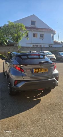 טויוטה C-HR
