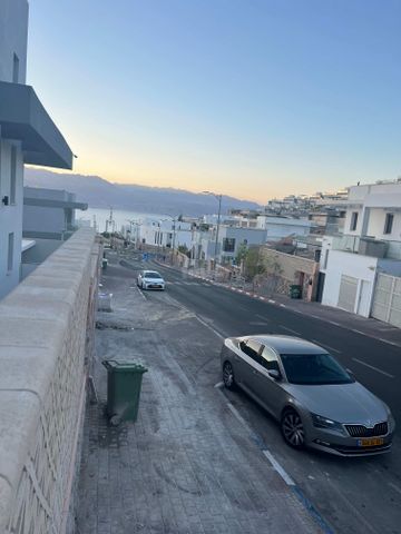 סופרב Style אוט׳ בנזין 5 דל 1.8 (180 כ״ס)