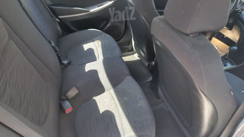 יונדאי אקסנט i25