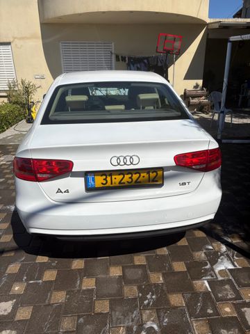 מודעת רכב אאודי A4