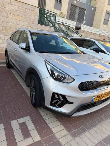 קיה נירו