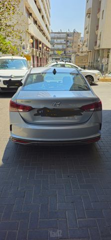 יונדאי אקסנט i25