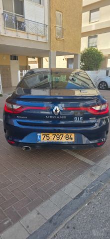 רנו מגאן