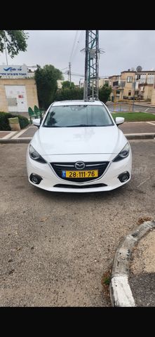 מאזדה 3