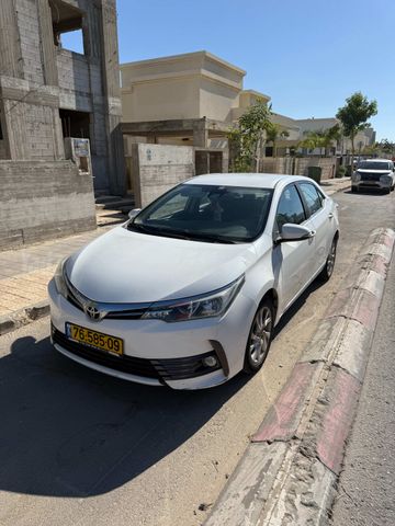 מודעת רכב טויוטה קורולה