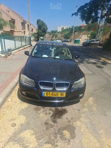 מודעת רכב ב מ וו סדרה 3