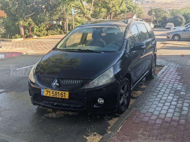 מודעת רכב מיצובישי גרנדיס