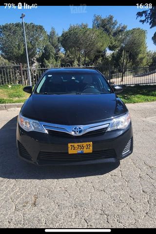 מודעת רכב טויוטה קאמרי
