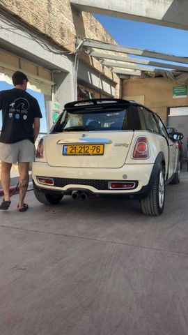 מודעת רכב מיני קופר