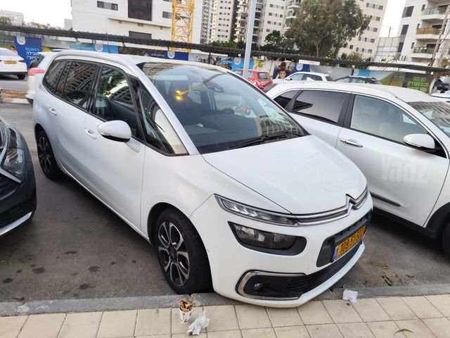 מודעת רכב סיטרואן C4 פיקאסו