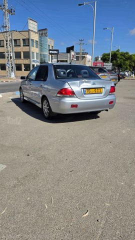 מיצובישי לנסר
