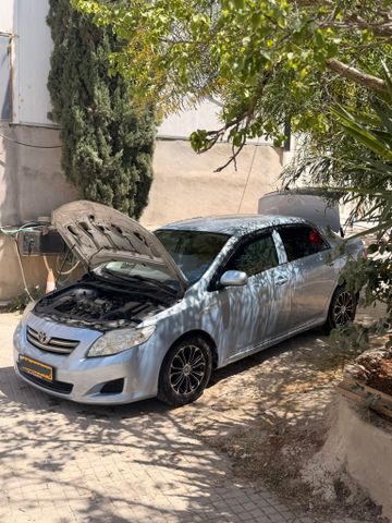 טויוטה קורולה