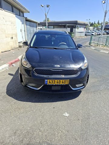 קיה נירו