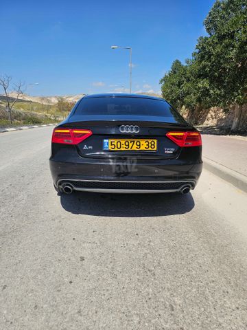 אאודי A5