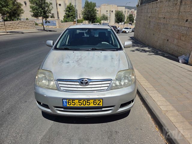 טויוטה קורולה