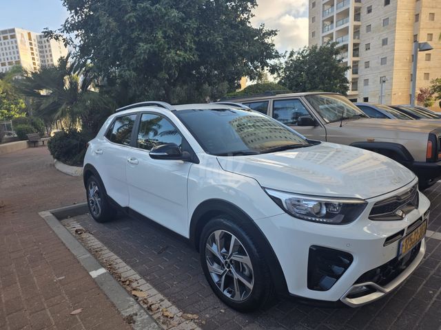 קיה סטוניק
