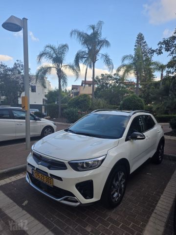 קיה סטוניק