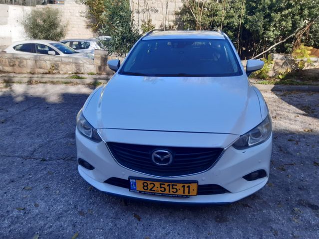 מודעת רכב מאזדה 6