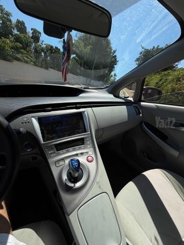 טויוטה פריוס