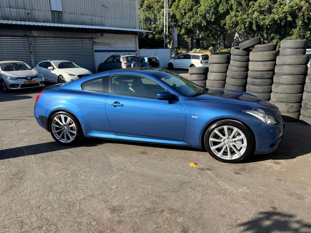 אינפיניטי G37