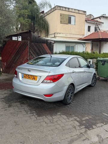 יונדאי אקסנט i25