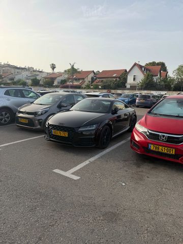אאודי TT