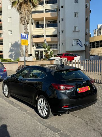 מאזדה 3