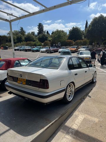 ב מ וו סדרה 5