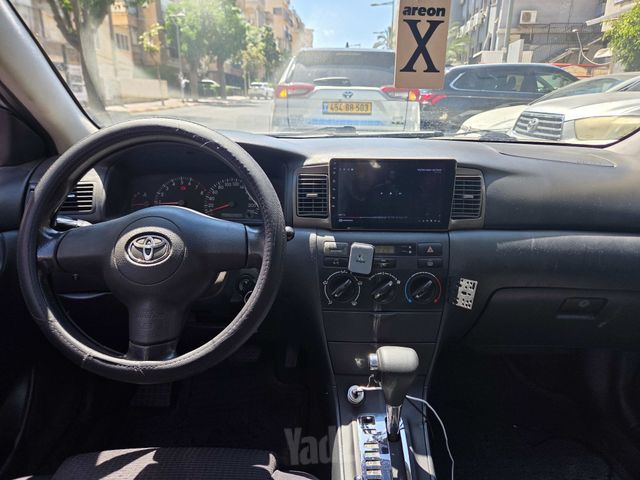טויוטה קורולה